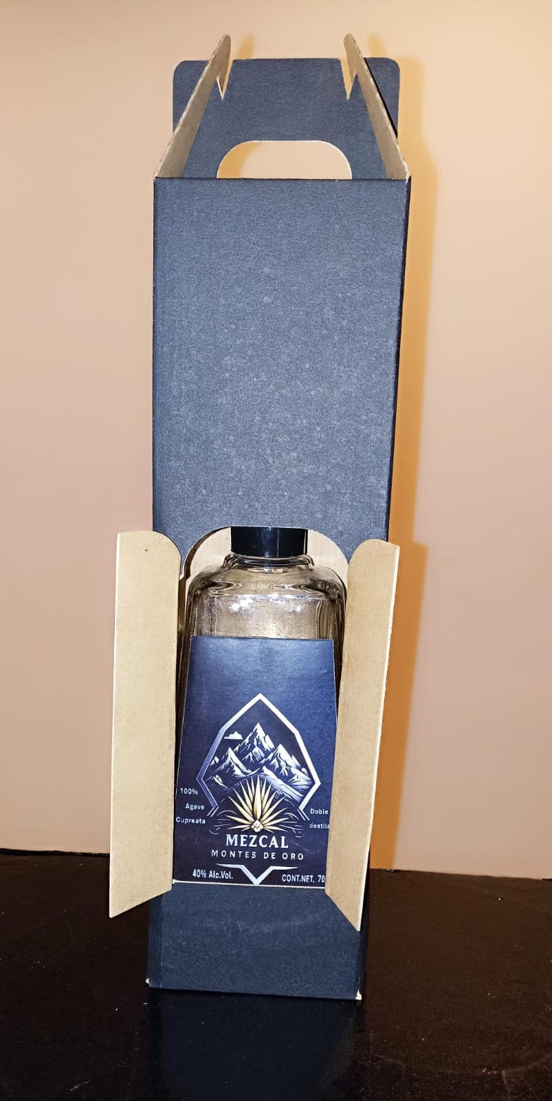 Mezcal Montes de Oro - Caja de Regalo