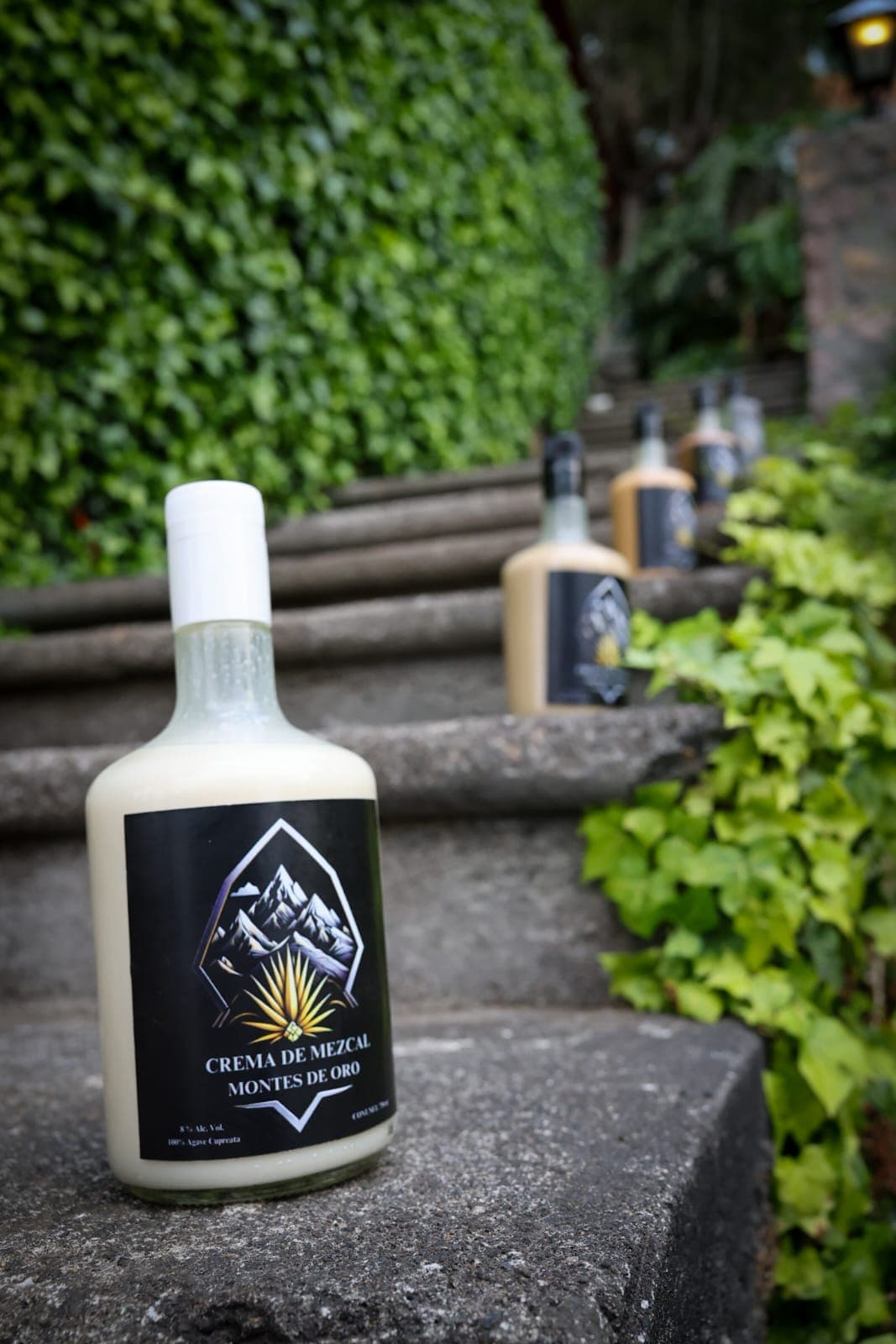 Elaboración artesanal Mezcal Montes de Oro